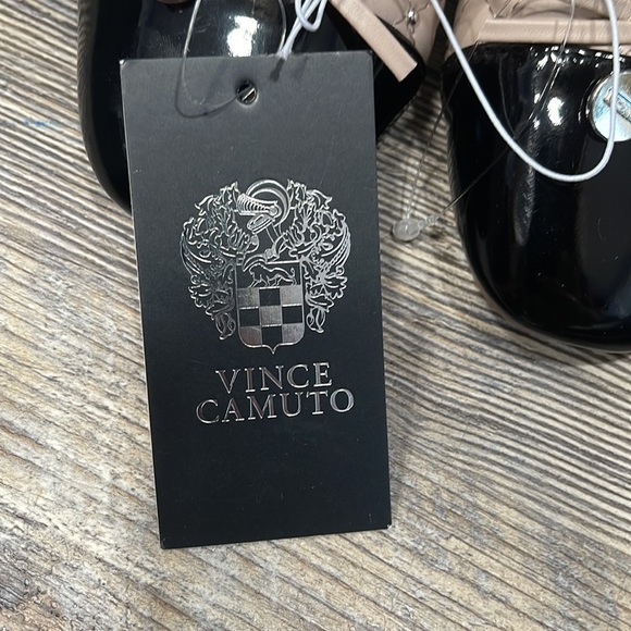 Vince Camuto girl’s shoes - Picture 9 of 10